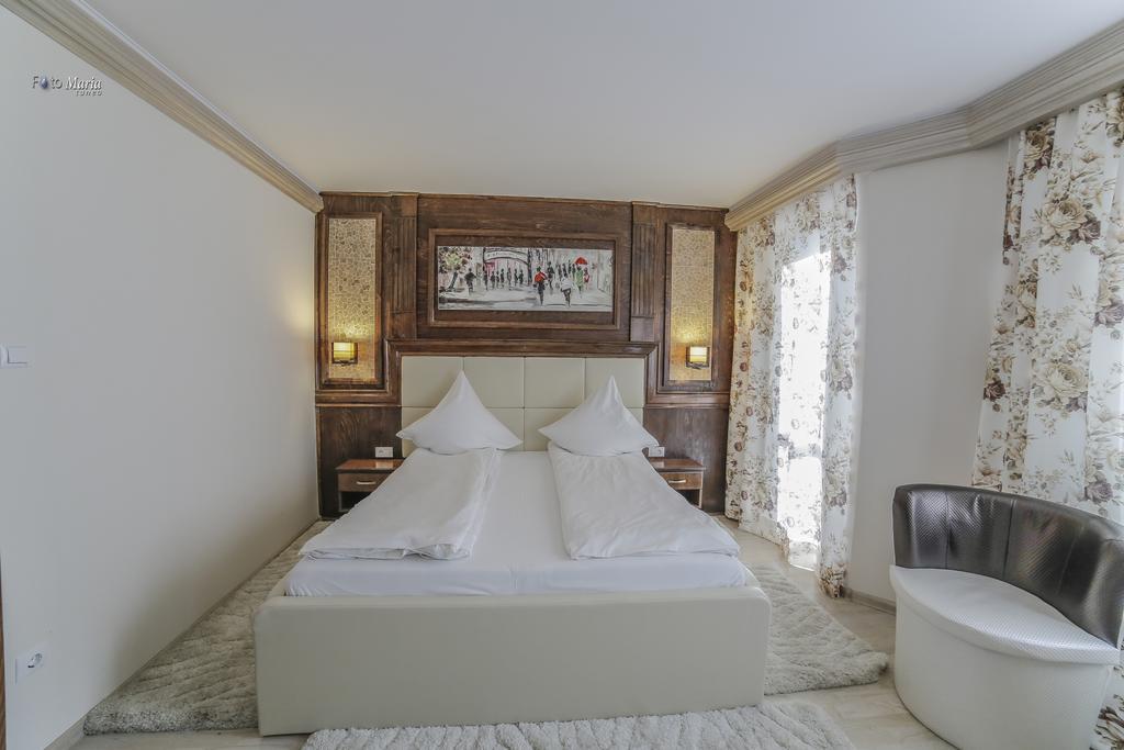 Hotel Golden Spirit Băile Herculane Habitación foto